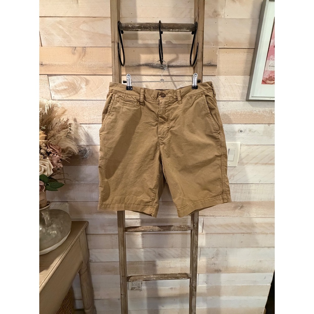 American Eagle Outfitters Mens 31 Classic Ne(x)t Level Flex Khaki Tan Shorts